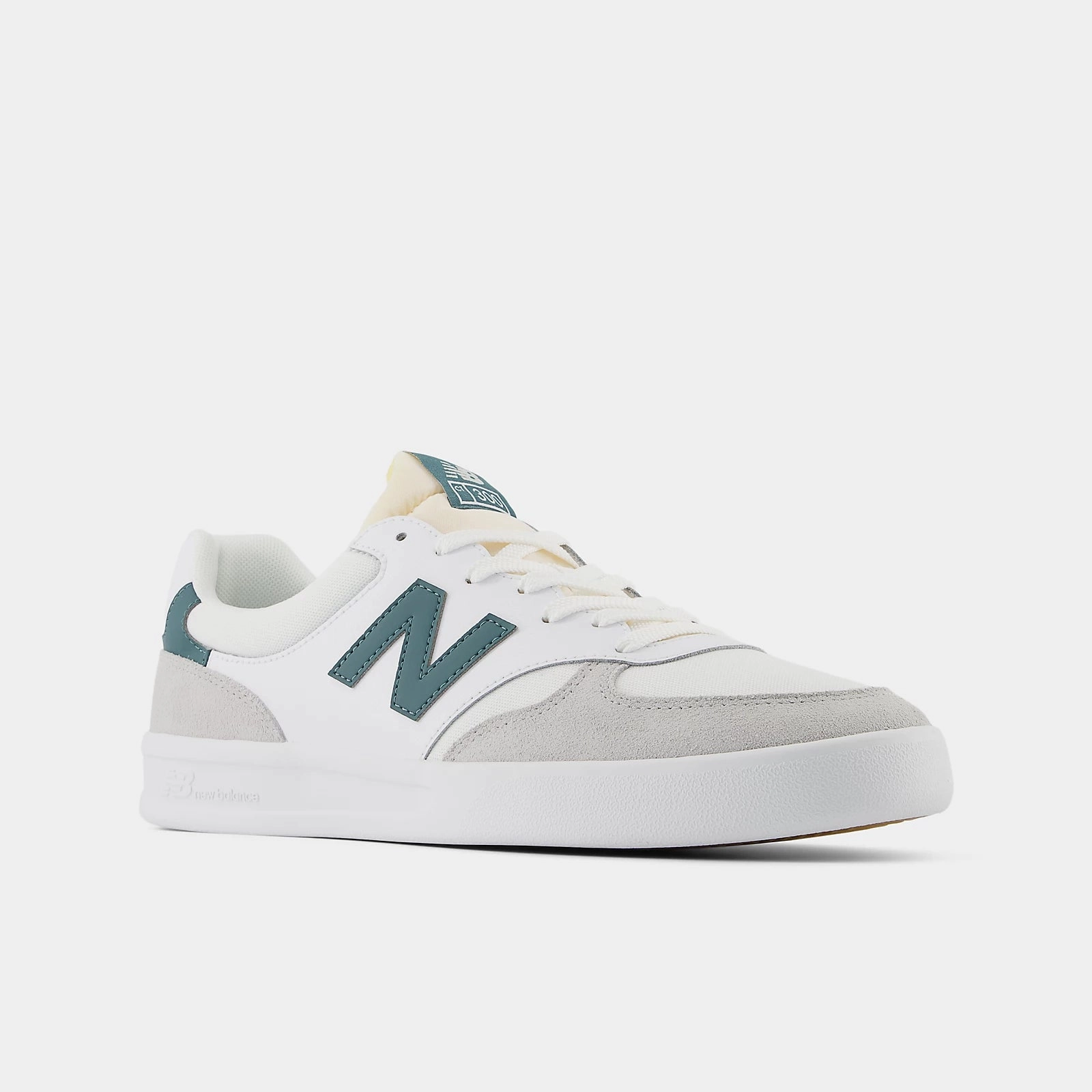 300 Court - White with Brighton Grey Travel Slip