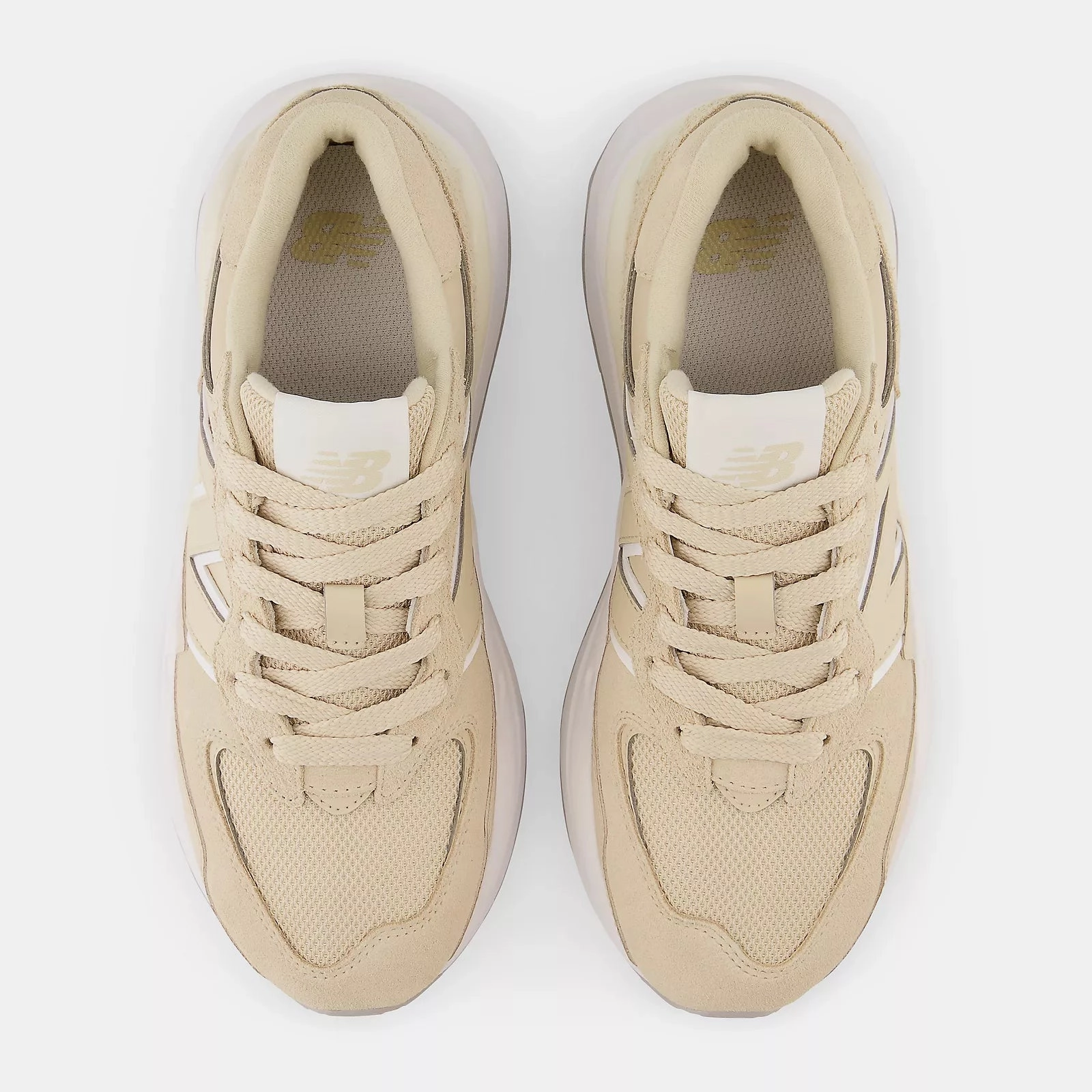 Street Ball 5740 - Sandstone with White