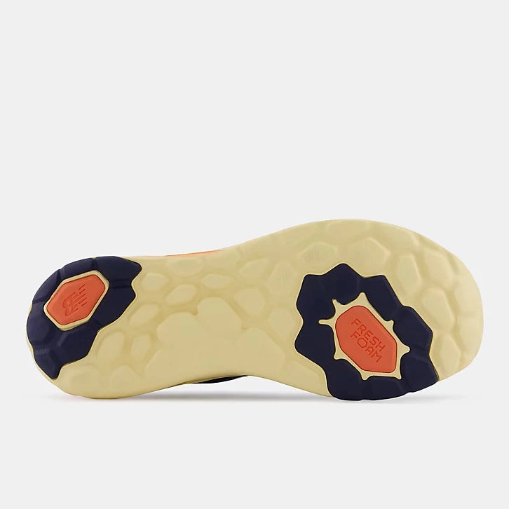 Team Match Peak Step Fresh Foam Roav v2 - Blue with Orange