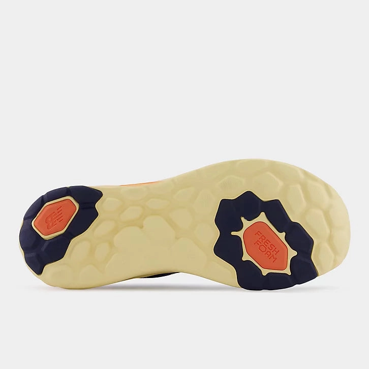 Team Match Peak Step Fresh Foam Roav v2 - Blue with Orange