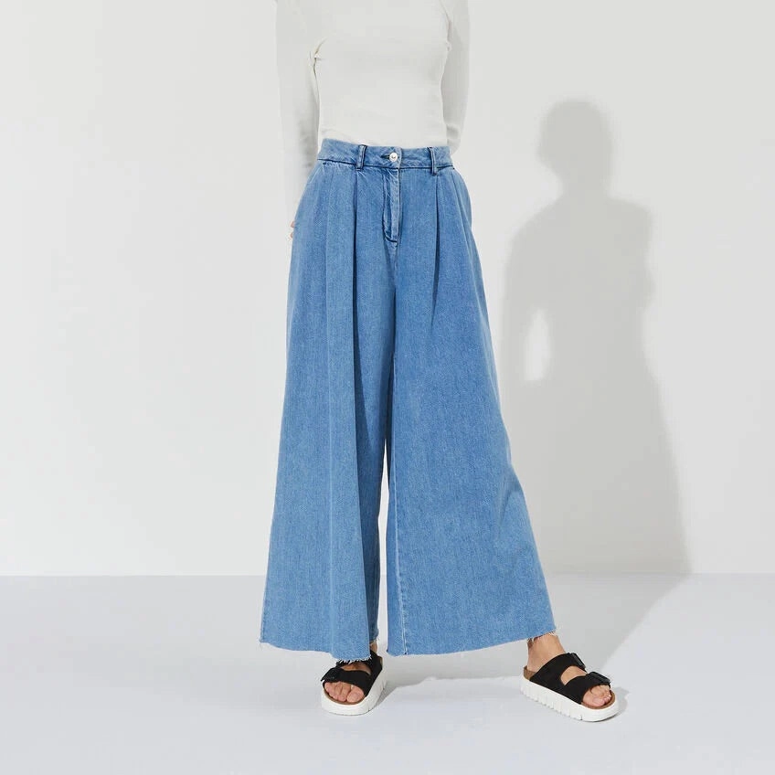 Arizona Chunky - Black Beach Fun Trendy Vacation Sandals