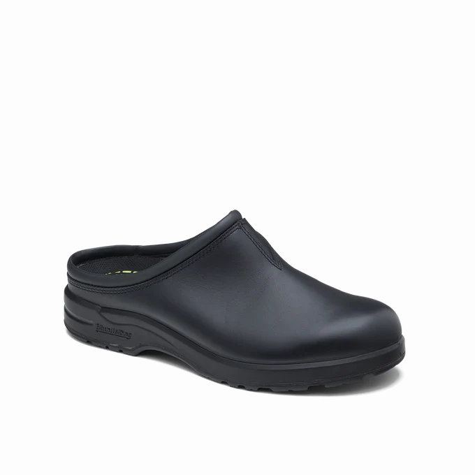 Blundstone 2381 - All-Terrain Clog Black Athletic Comfort collar