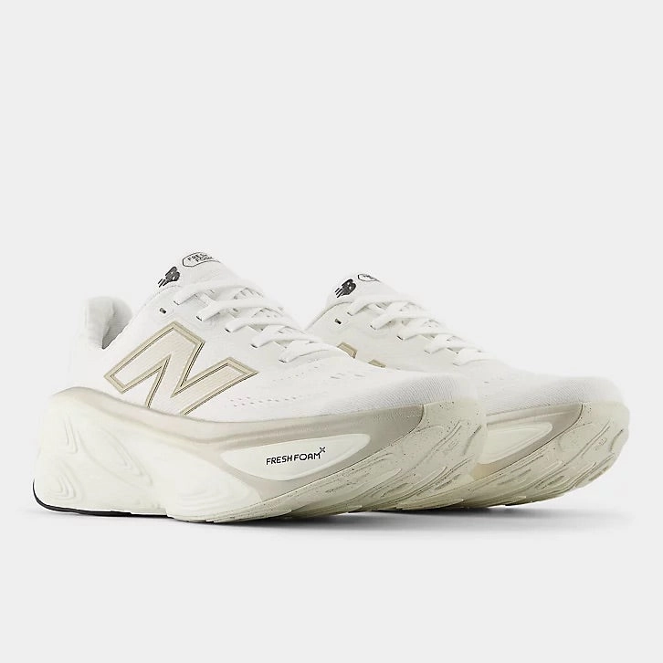 Fresh Foam X More v5 - White with Sea Salt Running
