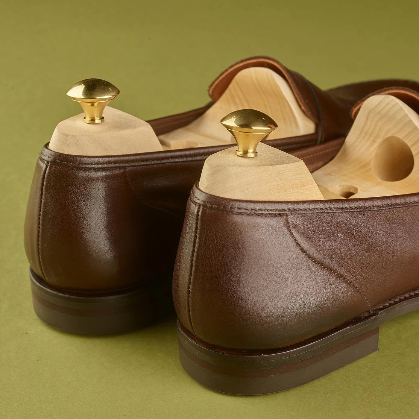 Harvard 2 Dark Brown Milled Calf Arch Fit Classic Look