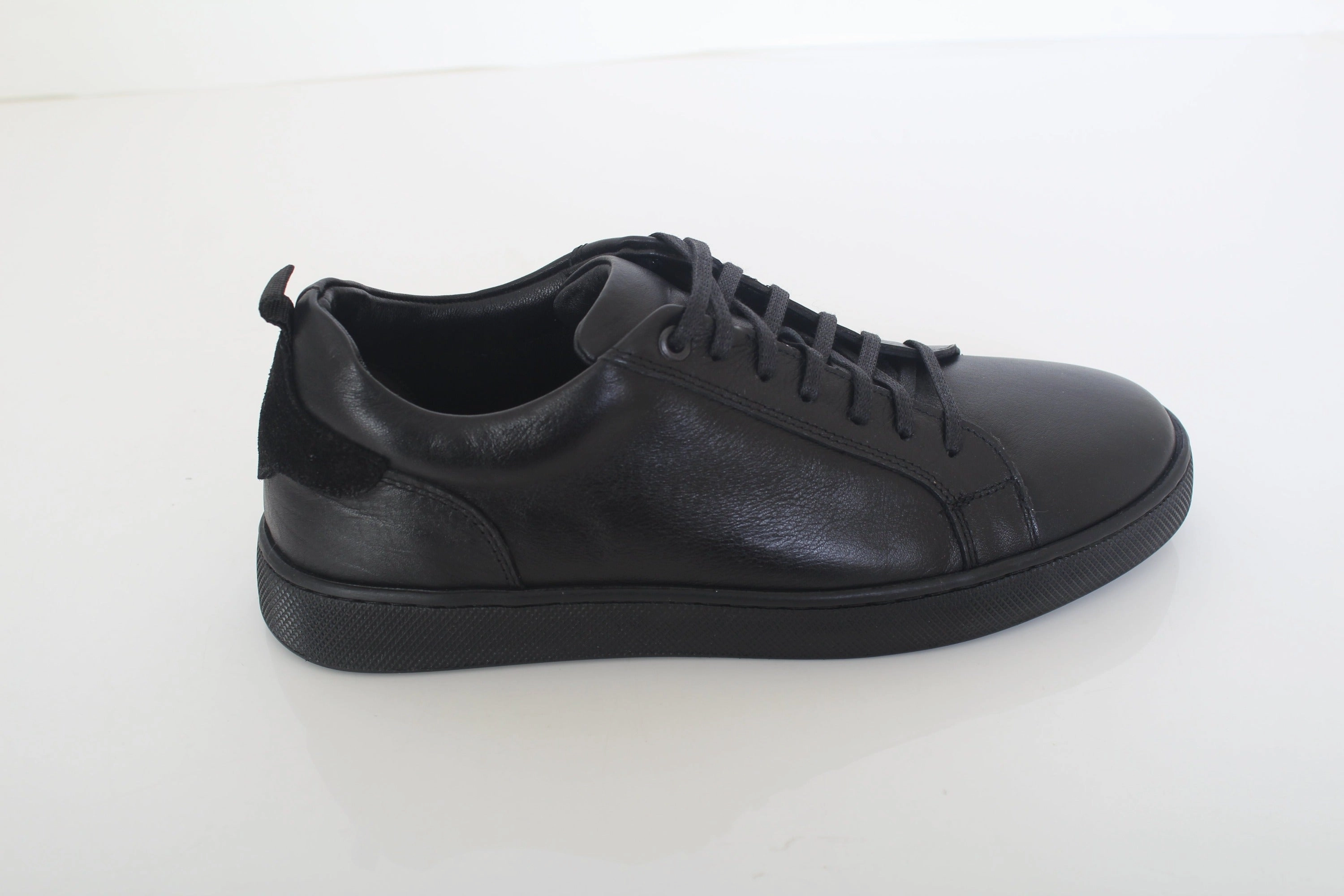 XTM Low Top Sneakers Storm Proof Stage Pop