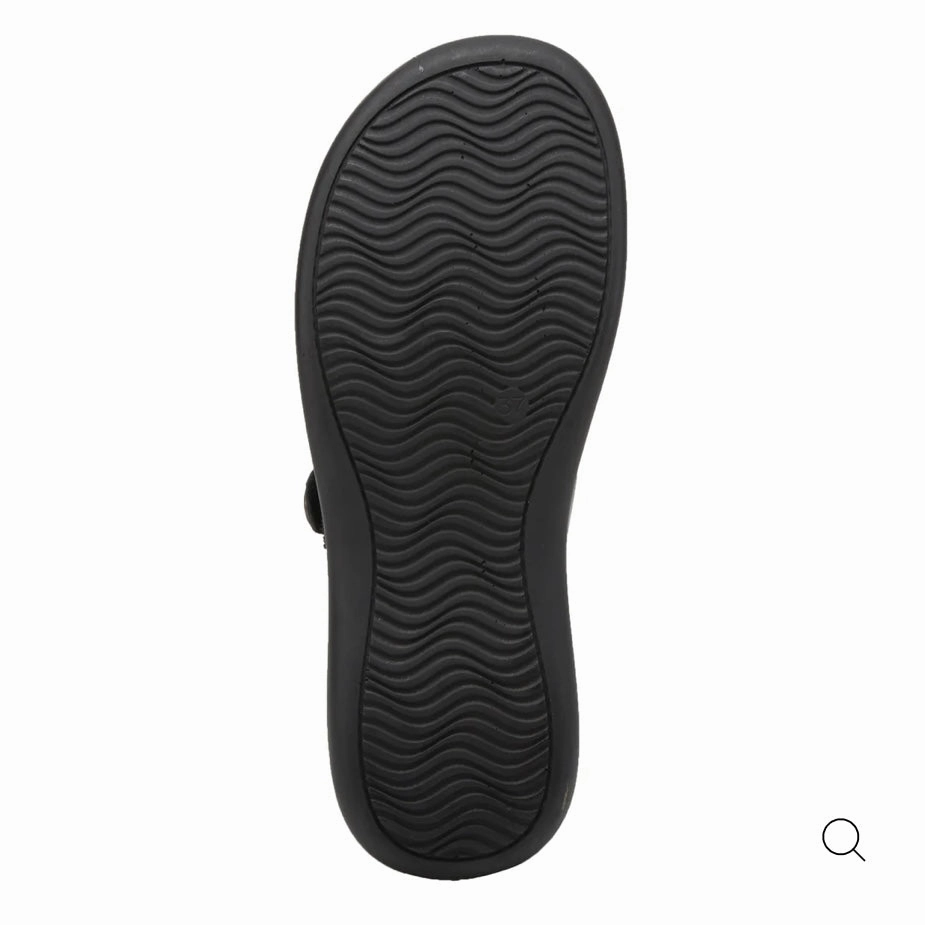 Smolqua - Black Trendy Footwear