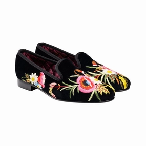 Chill Vibe Poppies Black Velvet