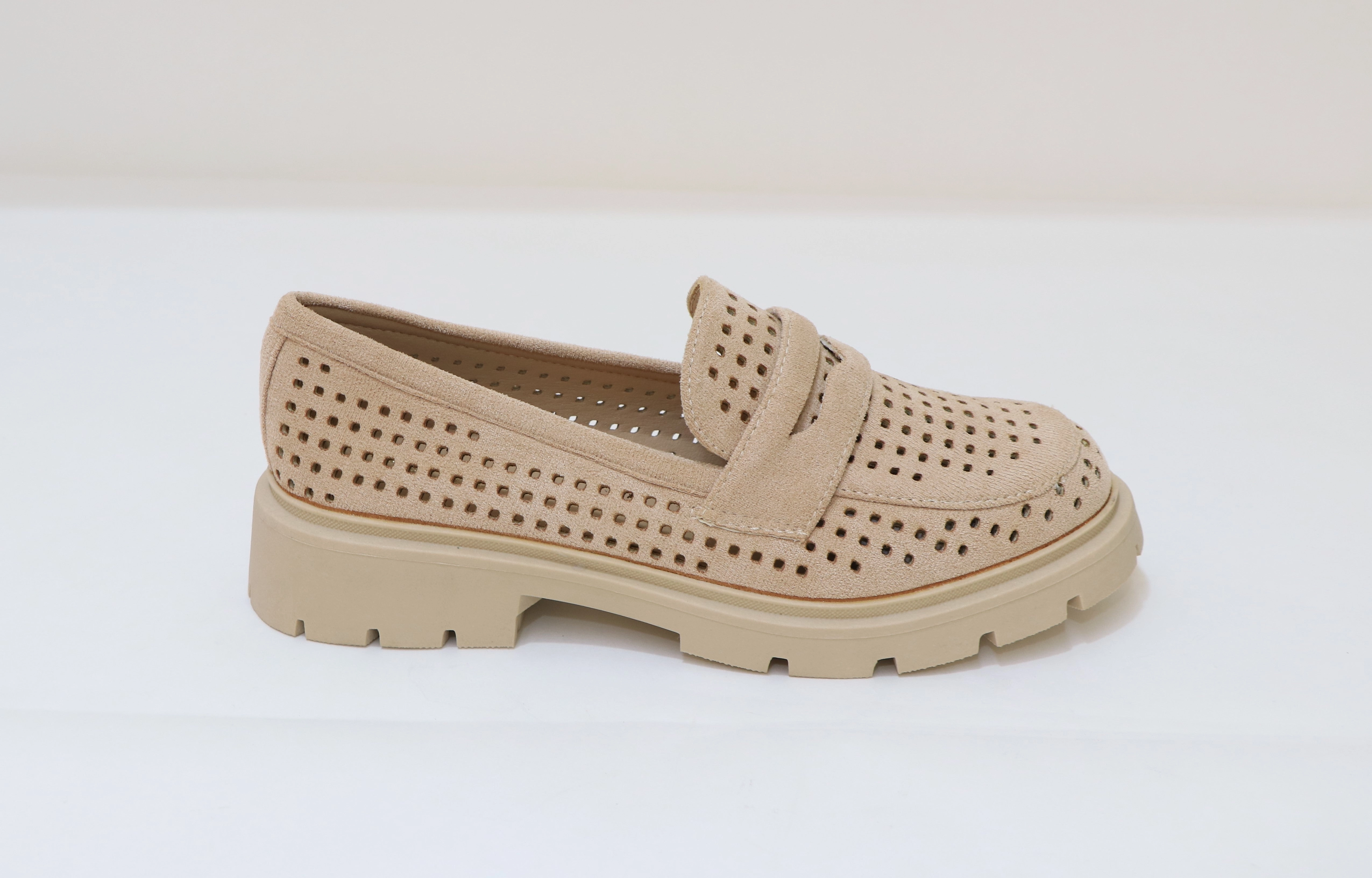 Classic Look Euro Shade EQUIPE LOFERS