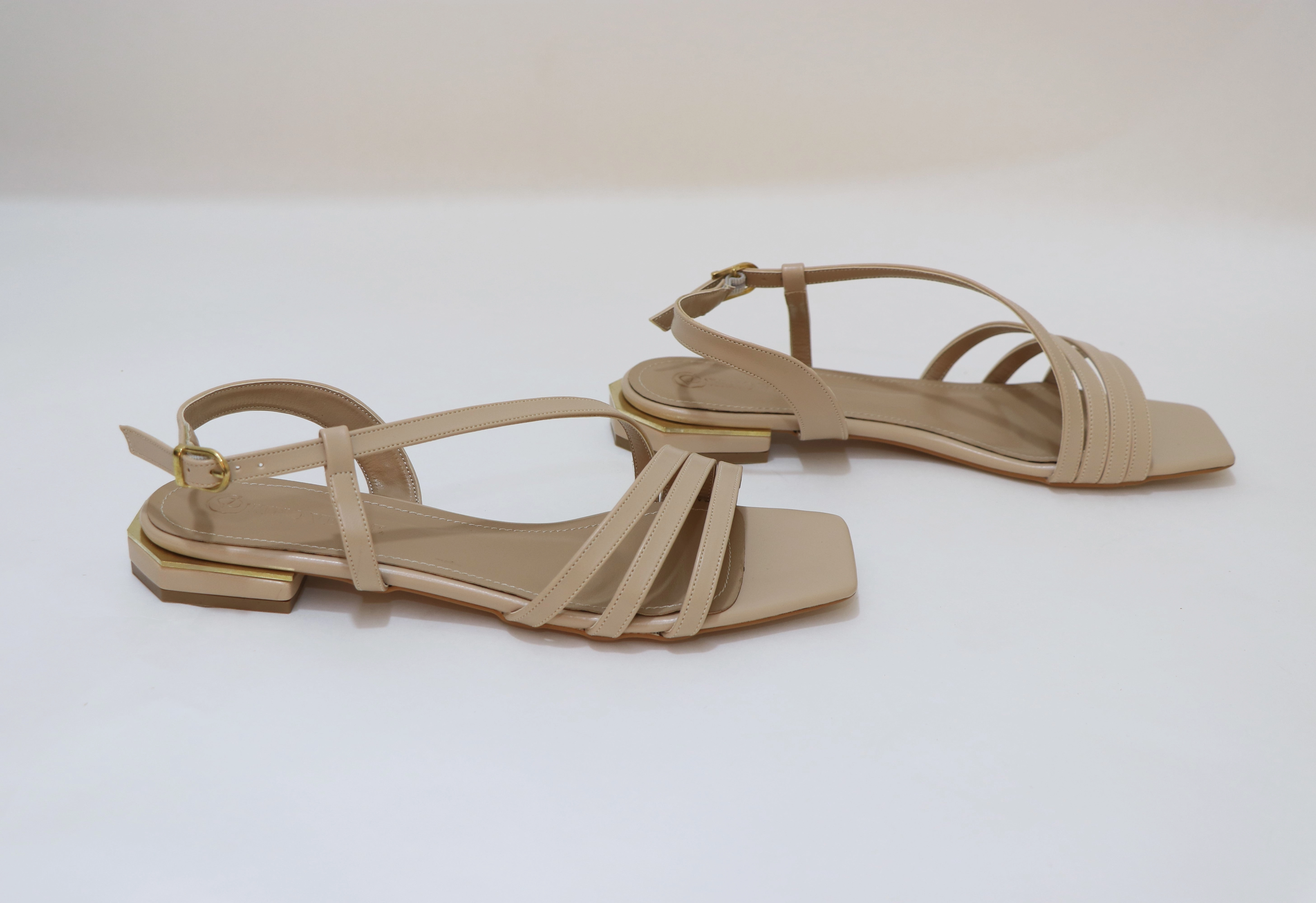 Everyday Footwear PINO VERDE Flat Sandals