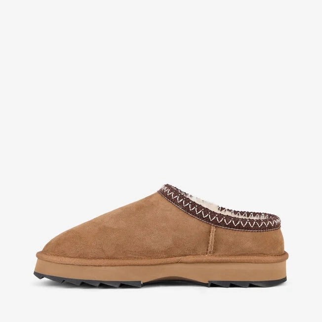 Relaxing Fit Shoes Cozy Step-On Sharky Scuff - Chestnut