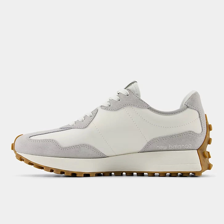 Color Pop Earth Mood 327 - Raincloud with Reflection