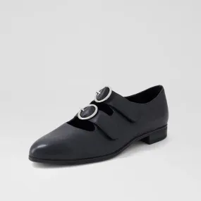 Gifth - Black Boardroom Style