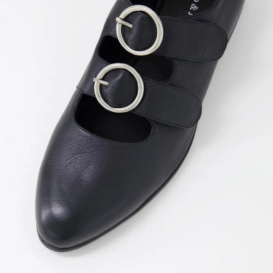 Gifth - Black True Wear Medium Heel