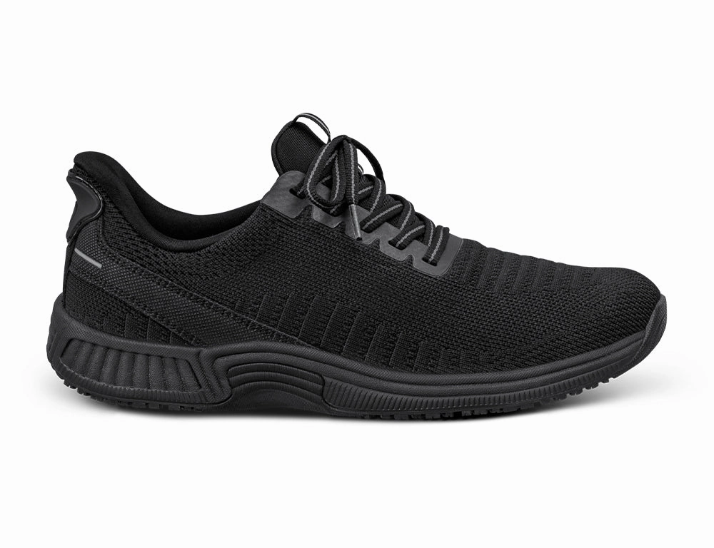 Womens Hands-Free Kita Black Black Trainers Cushioned